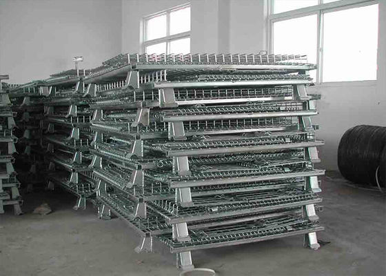 คุณภาพ  Foldable Collapsible Wire Mesh Cage Panels With Front Drop Gate / 4 Casters โรงงาน