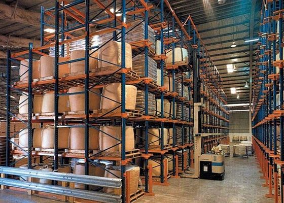 การขับเคลื่อนโลหะในโรงงานผลิต pallet racking 1500kg/ pallet ระบบชั้นวางของโกดัง
