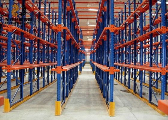 ง่ายในการประกอบ Drive ใน pallet Racking 500-4000 กิโลกรัม / pallet การค้า Racking และชั้นวาง
