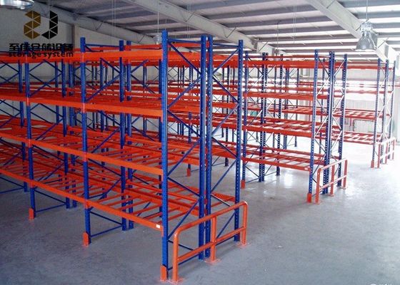 ขนาดสูงสุด 4500kg ต่อระดับ พลังงานเคลือบ 2000-6500 มม ความสูง Racking Uprights