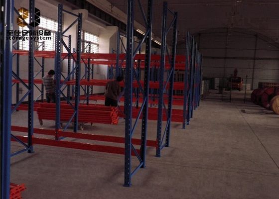 ขนาดสูงสุด 4500kg ต่อระดับ พลังงานเคลือบ 2000-6500 มม ความสูง Racking Uprights