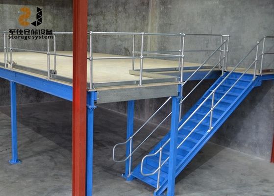เหล็ก Q235 / Q345 ชั้น Mezzanine อุตสาหกรรมสองชั้นสําหรับโกดัง