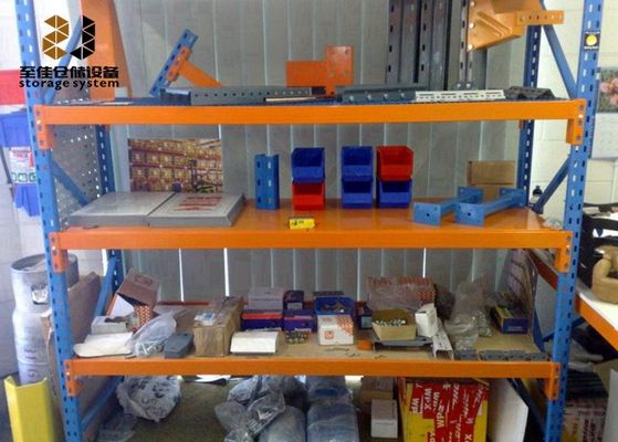 โล่เหล็กเหล็กเหล็กเหล็กเหล็กกระดาษ Pallet Rack ชั้นวาง 1500 - 8000mm ความสูง